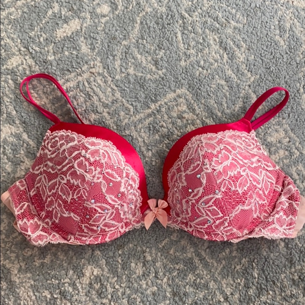 Victoria’s Secret very sexy plunge bra 36d pink
